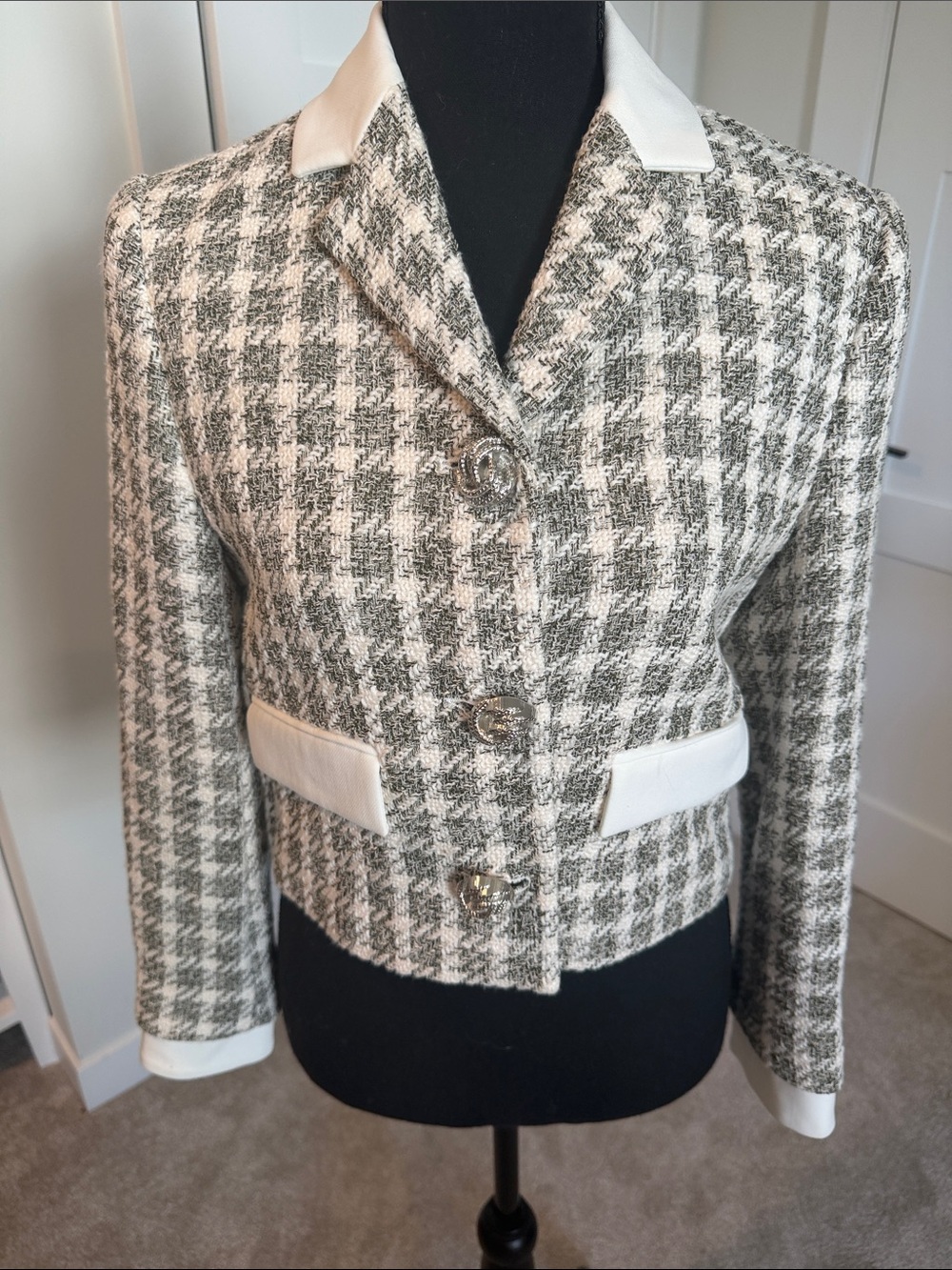 Zara Black-and-White Houndstooth Tweed Blazer